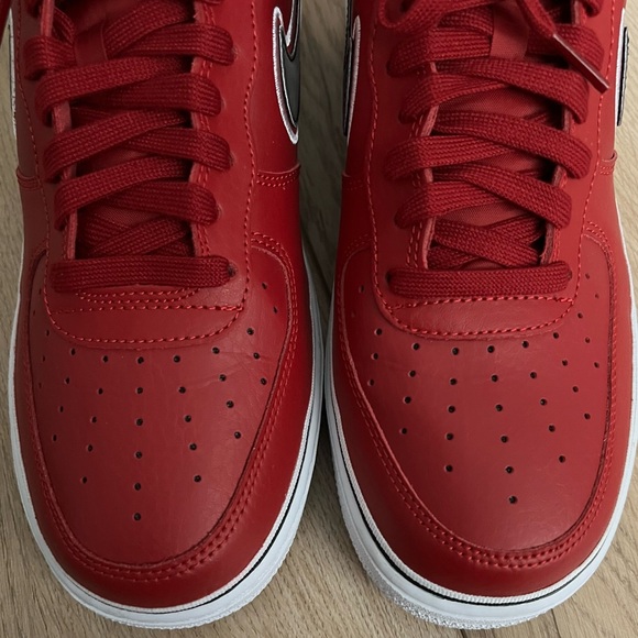 Nike ✩ Air Force 1 '07 LV8 Sport Sneaker - Picture 6 of 9